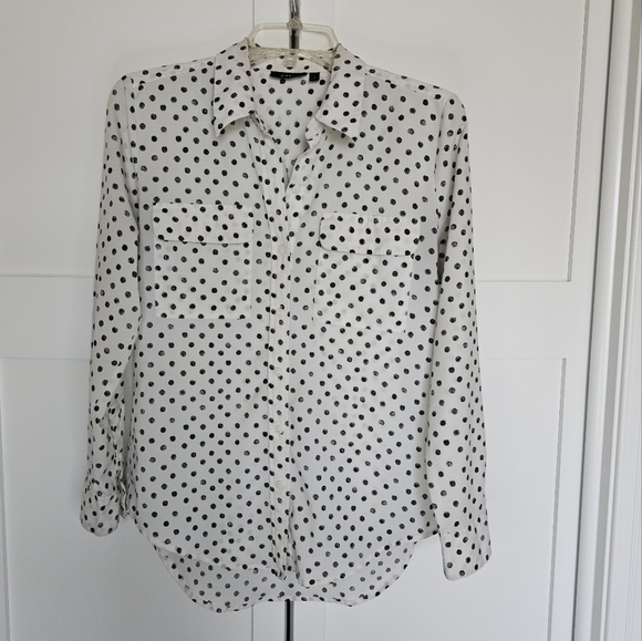 Apt. 9 Tops - Apt. 9 silky blouse size S